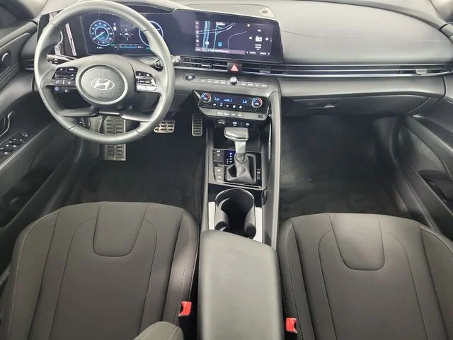 2025 Hyundai Elantra Blue - Photo 12
