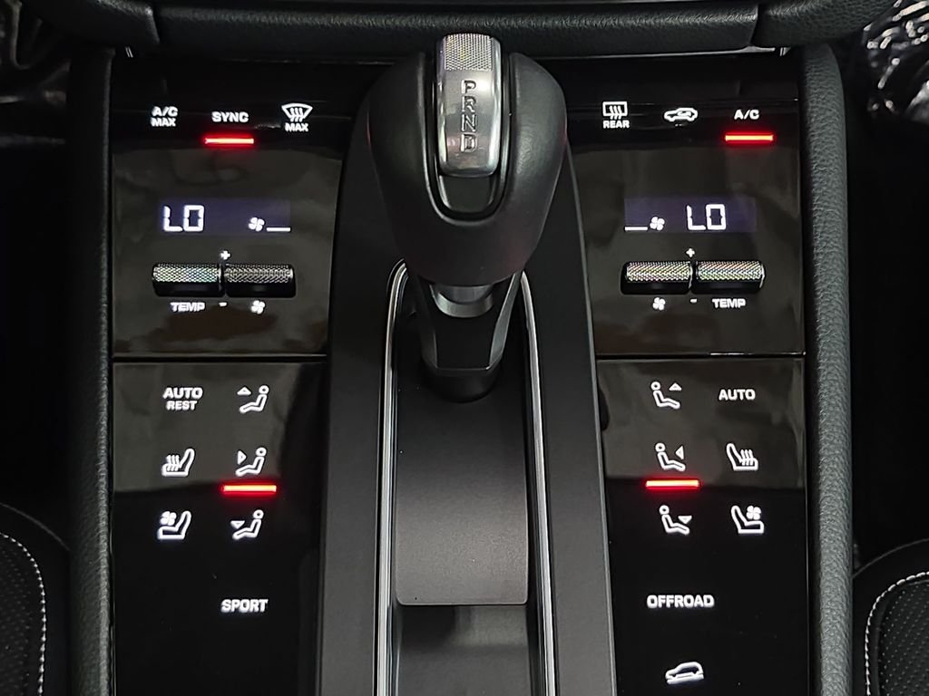 Certified Used 2025 White Porsche  image 19