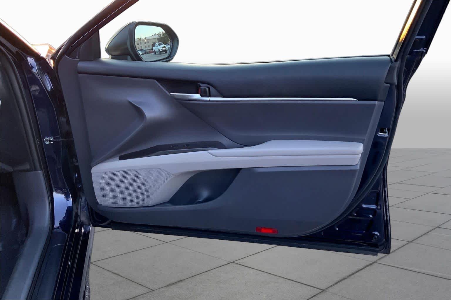Used 2022 BLUE Toyota SE image 22