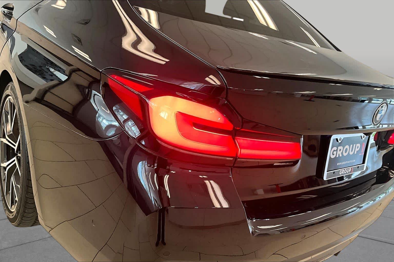 Used 2023 Black Sapphire Metallic BMW 540i image 26