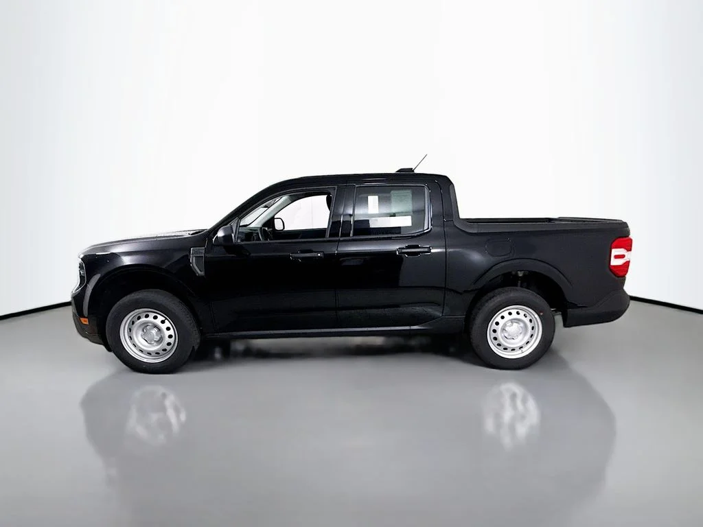 New 2026 Shadow Black Ford XL image 4