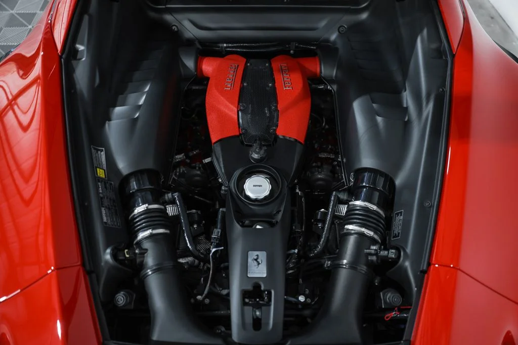 Used 2020 Red Ferrari Base image 23