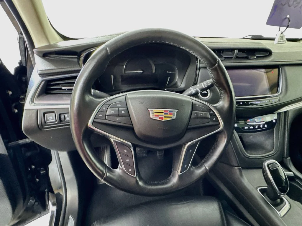 Used 2019 Black Cadillac Premium Luxury image 11