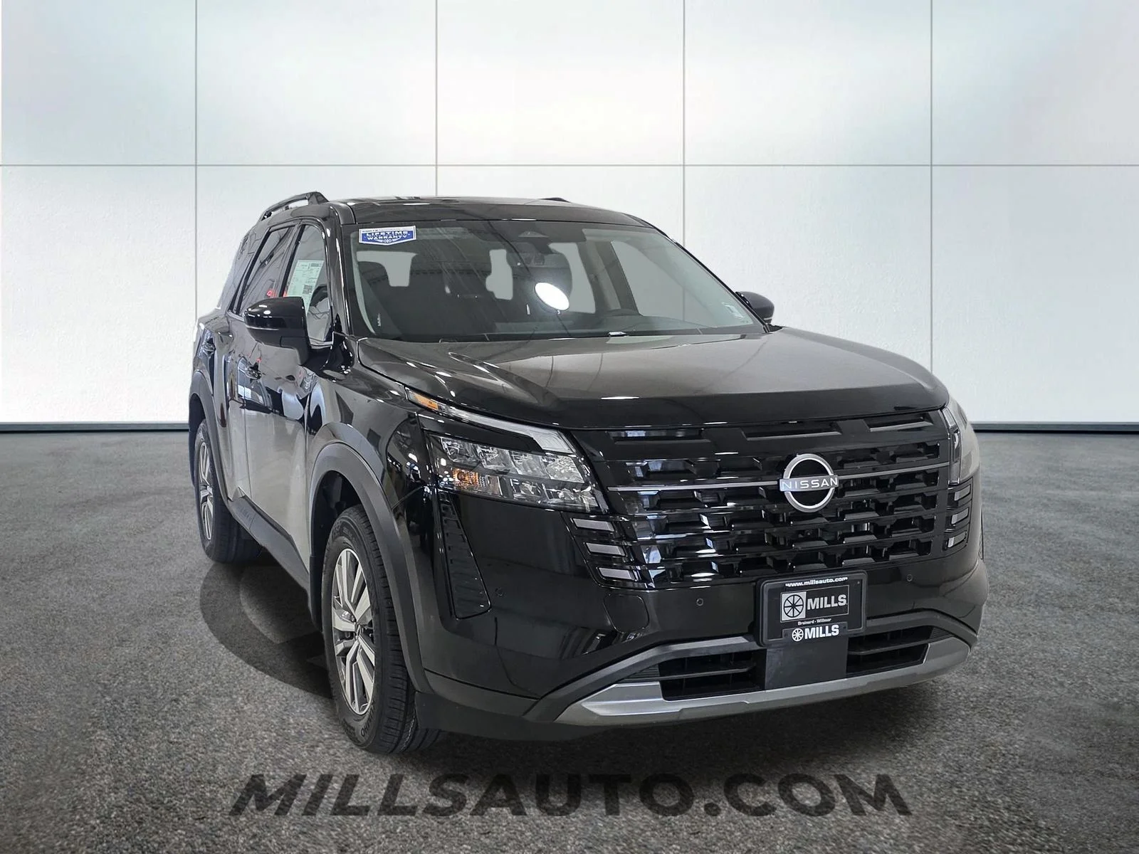 New 2026 Super Black Nissan SL image 11