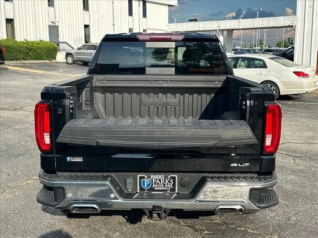 Used 2019 Black GMC SLT image 11