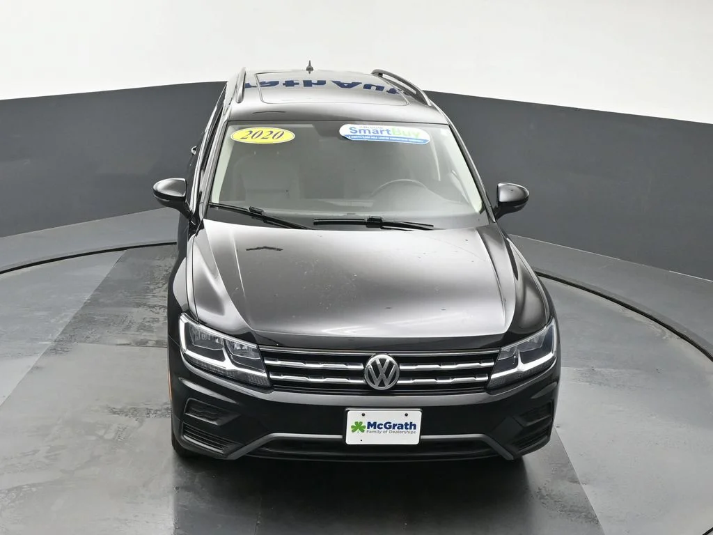 Used 2020 Black Volkswagen 2.0T SE image 27