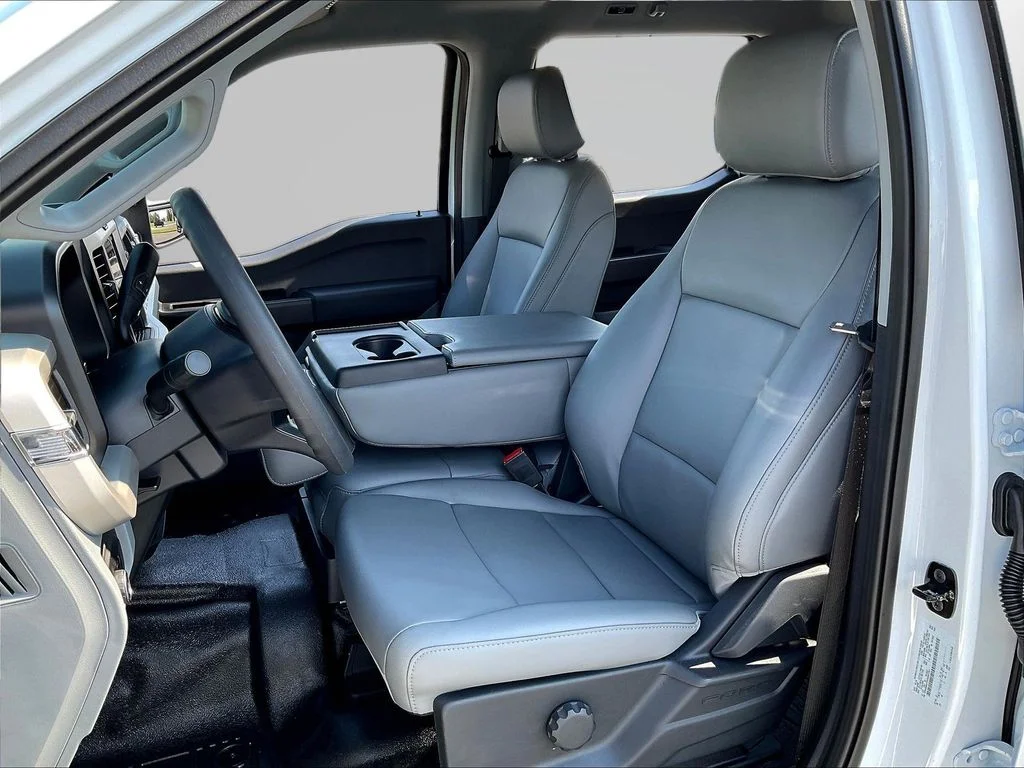 New 2026 Oxford White Ford F-450® XL image 29