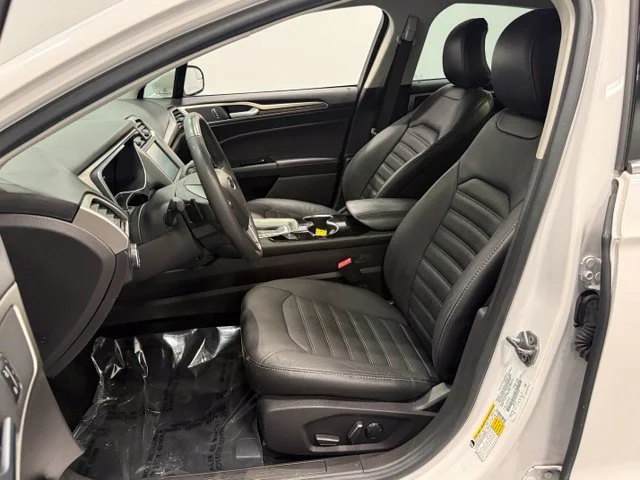 Used 2016 White Ford SE image 12