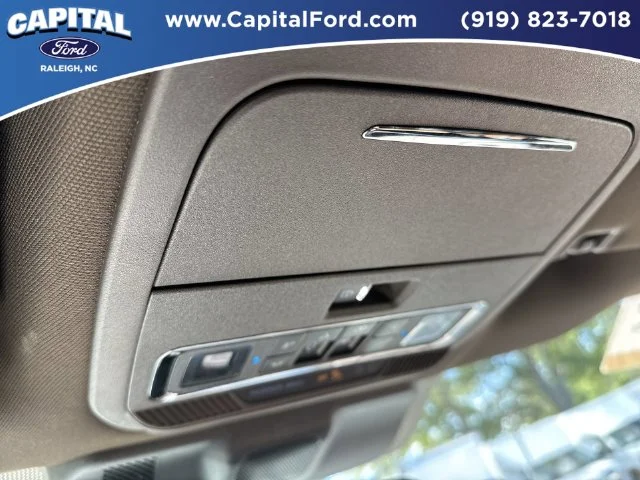 Used 2025 White Ford King Ranch image 33