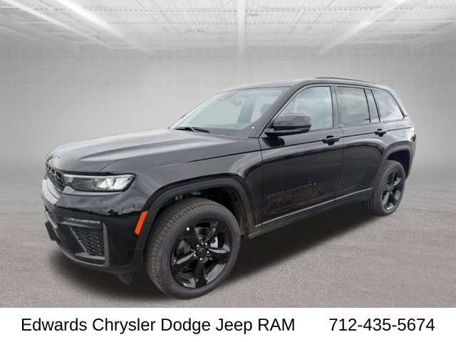 New 2027 High-Gloss Black Paint Jeep Limited image 3