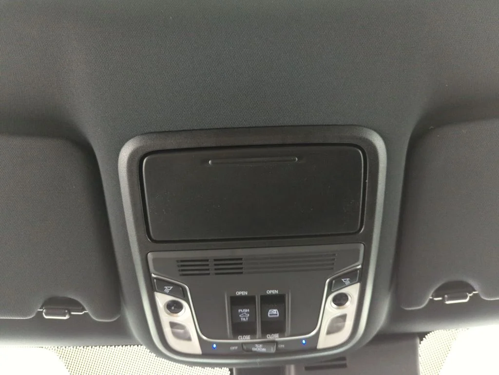 New 2026 Platinum White Pearl Honda RTL image 20