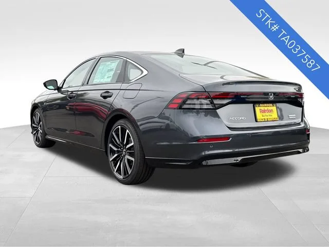 New 2026 Meteorite Gray Metallic Honda Touring image 5