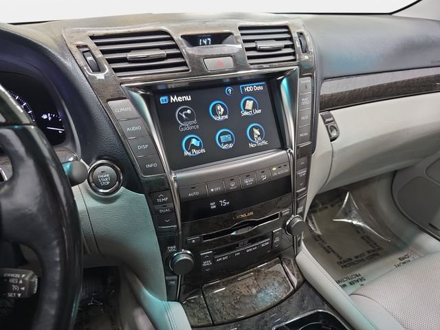Used 2007 Silver Lexus 460 L image 20