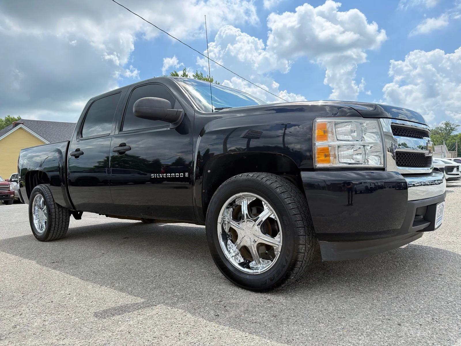 Used 2009 Black Chevrolet LT image 8