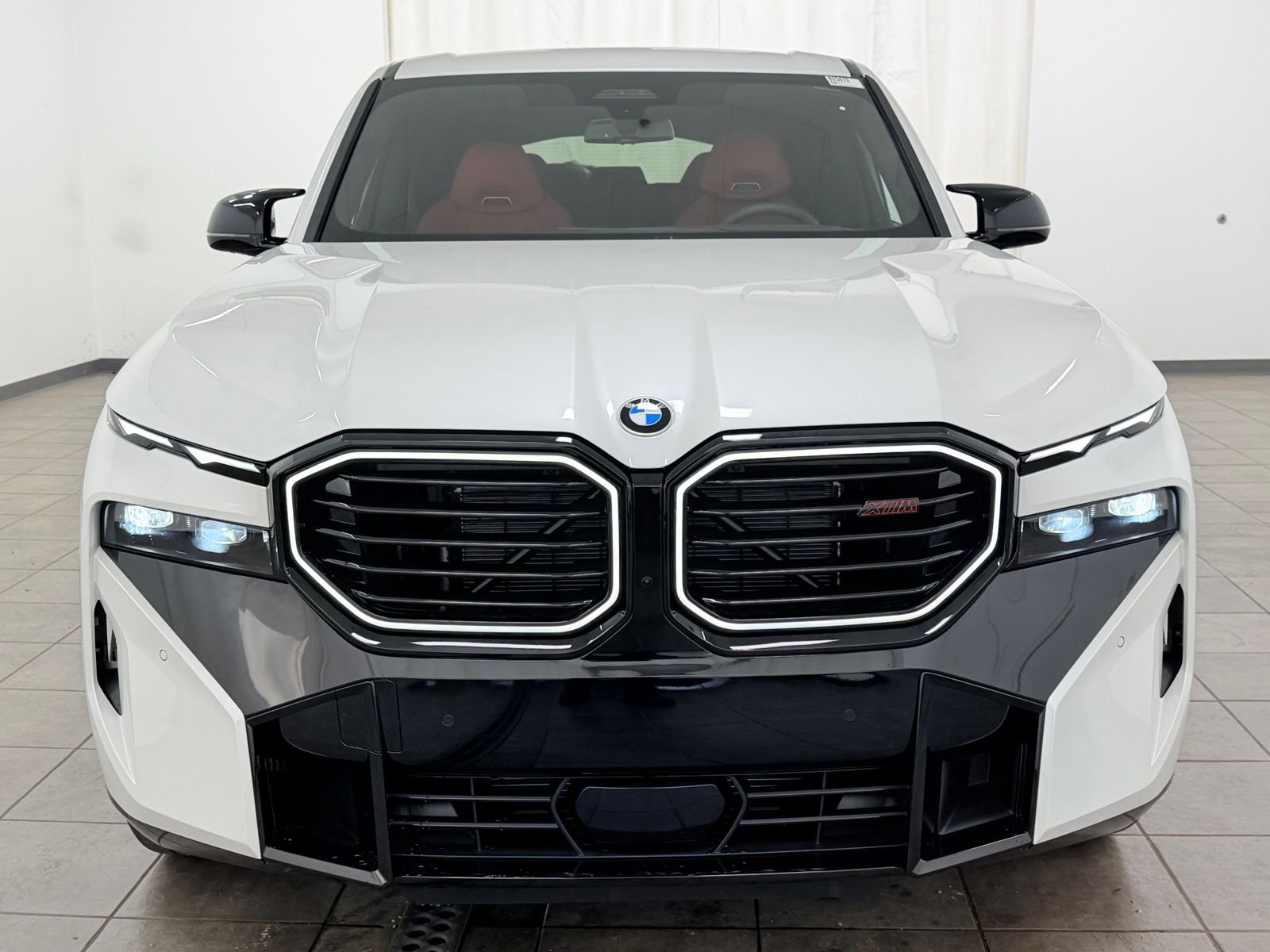 New 2026 Mineral White Metallic BMW Label image 11