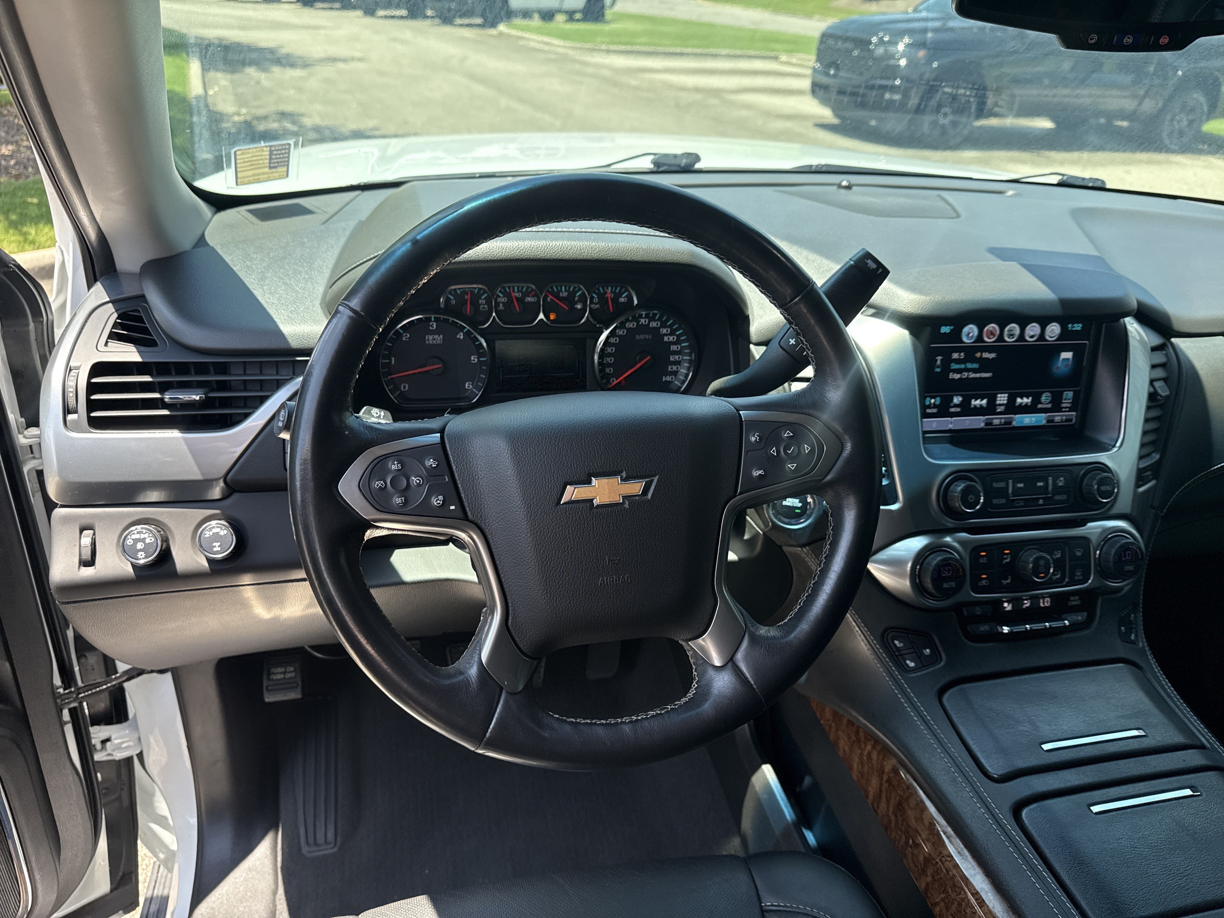 Used 2019 Summit White Chevrolet Premier image 23