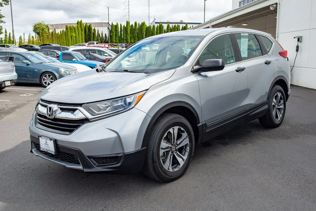 Certified Used 2019 Lunar Silver Metallic Honda LX image 6