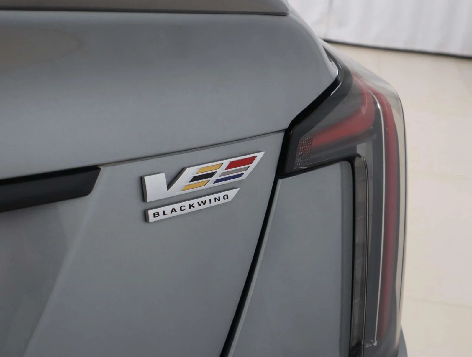 Used 2024 Silver Cadillac V-Series image 13
