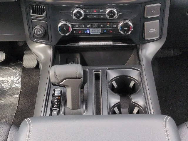 New 2026 Avalanche Ford Lariat® image 19
