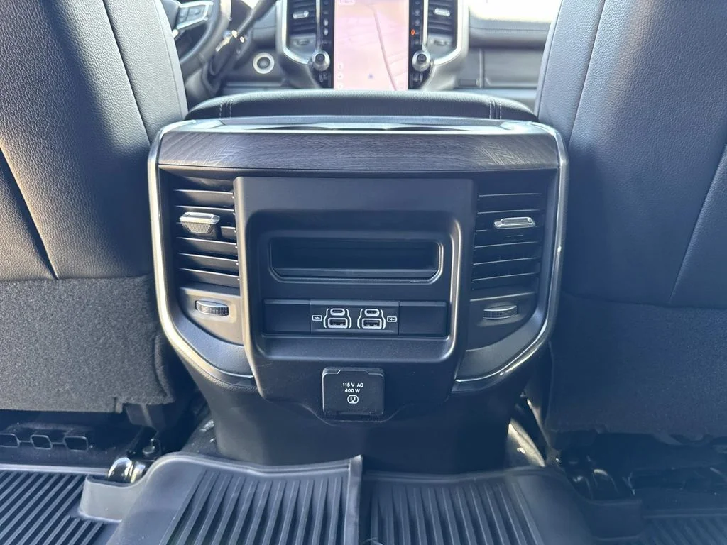 2026 RAM 2500 Laramie - Photo 33