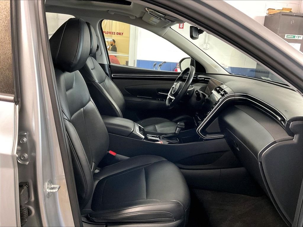 Used 2023 Silver Hyundai SEL image 11