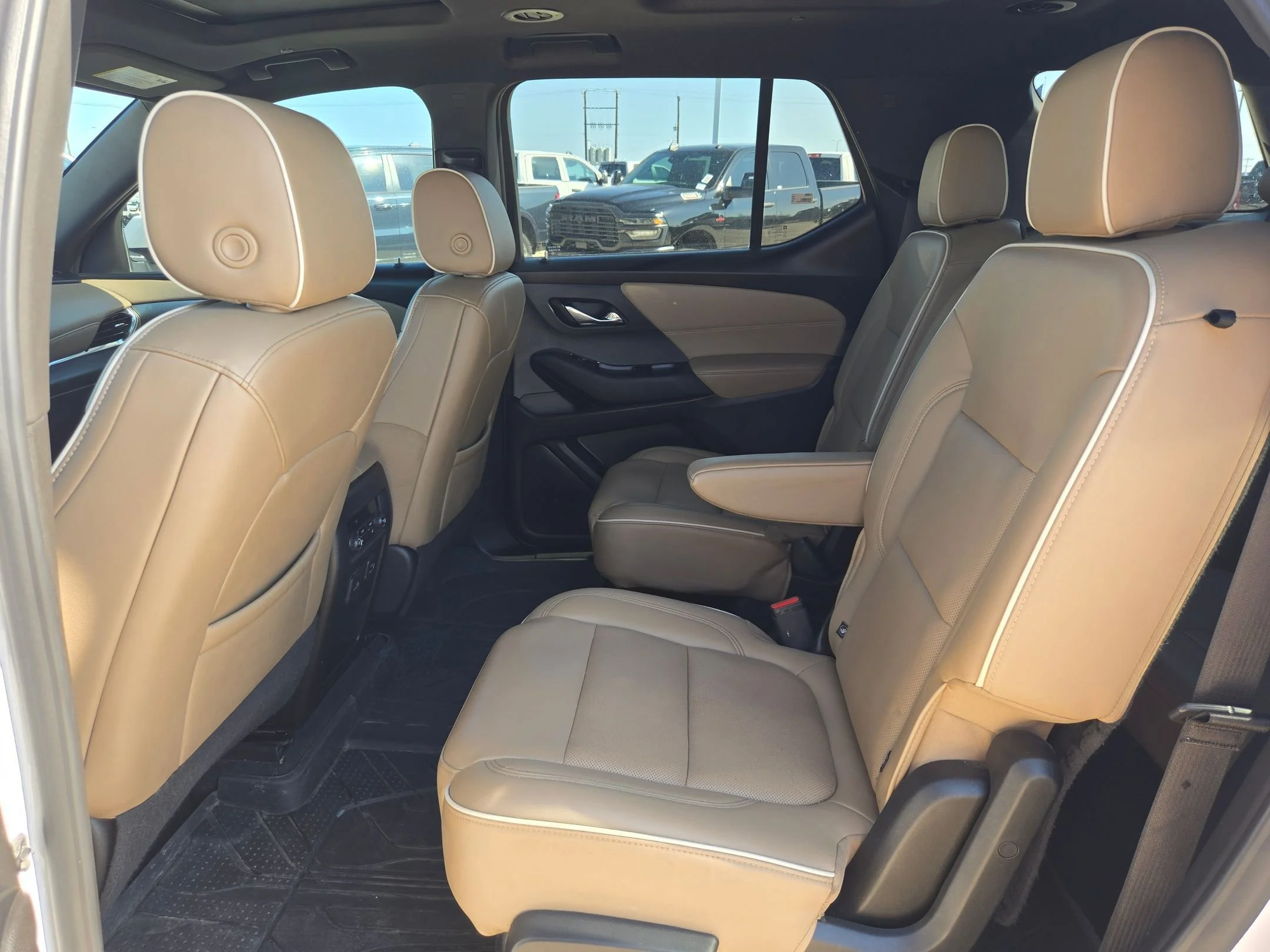 Used 2023 Beige Chevrolet Premier image 13