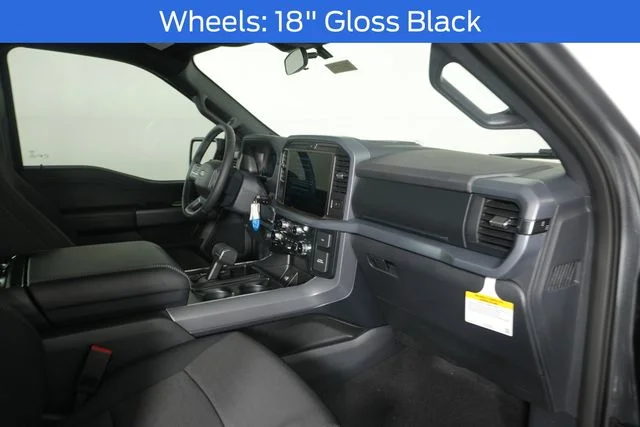 New 2026 Carbonized Gray Metallic Ford XLT image 34