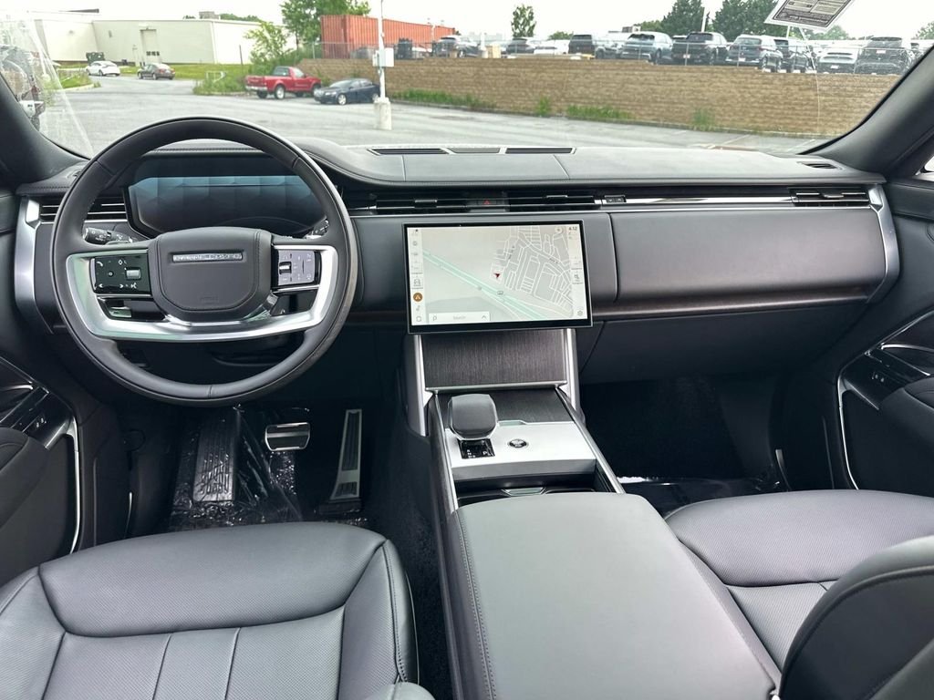 New 2025 Land Rover Range Rover SE SUV in Clarksville #26568