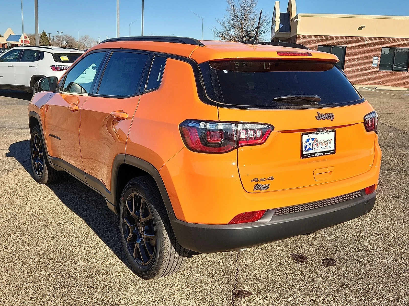 New 2026 Orange Jeep LATITUDE ALTITUDE 4X4 image 3