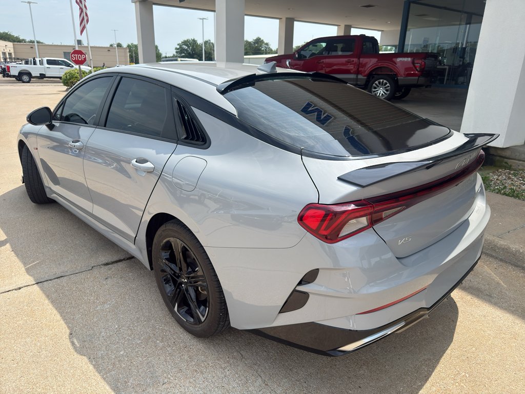 Used 2023 Wolf Gray Kia GT-Line image 8