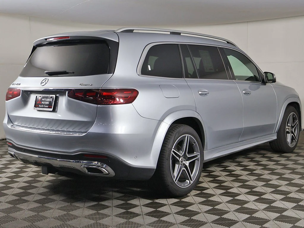 Used 2025 Silver Mercedes-Benz GLS 450 image 14