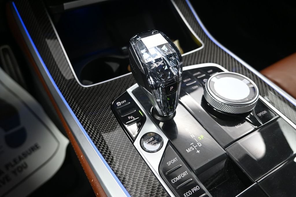 Used 2022 Carbon Black Metallic BMW M50i image 23
