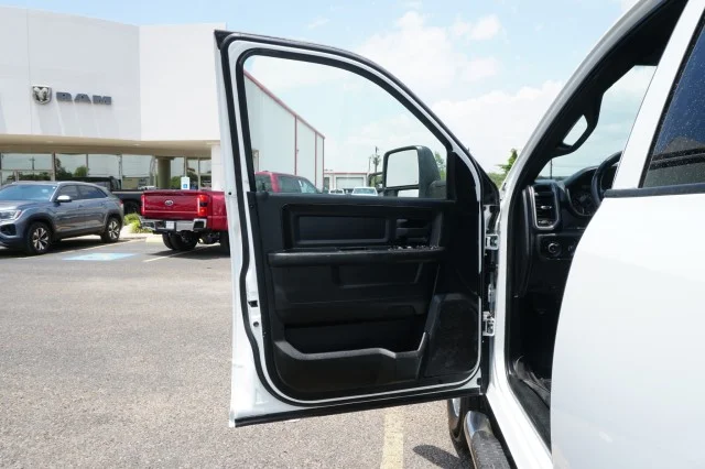 Used 2024 WHITE Ram Tradesman image 10