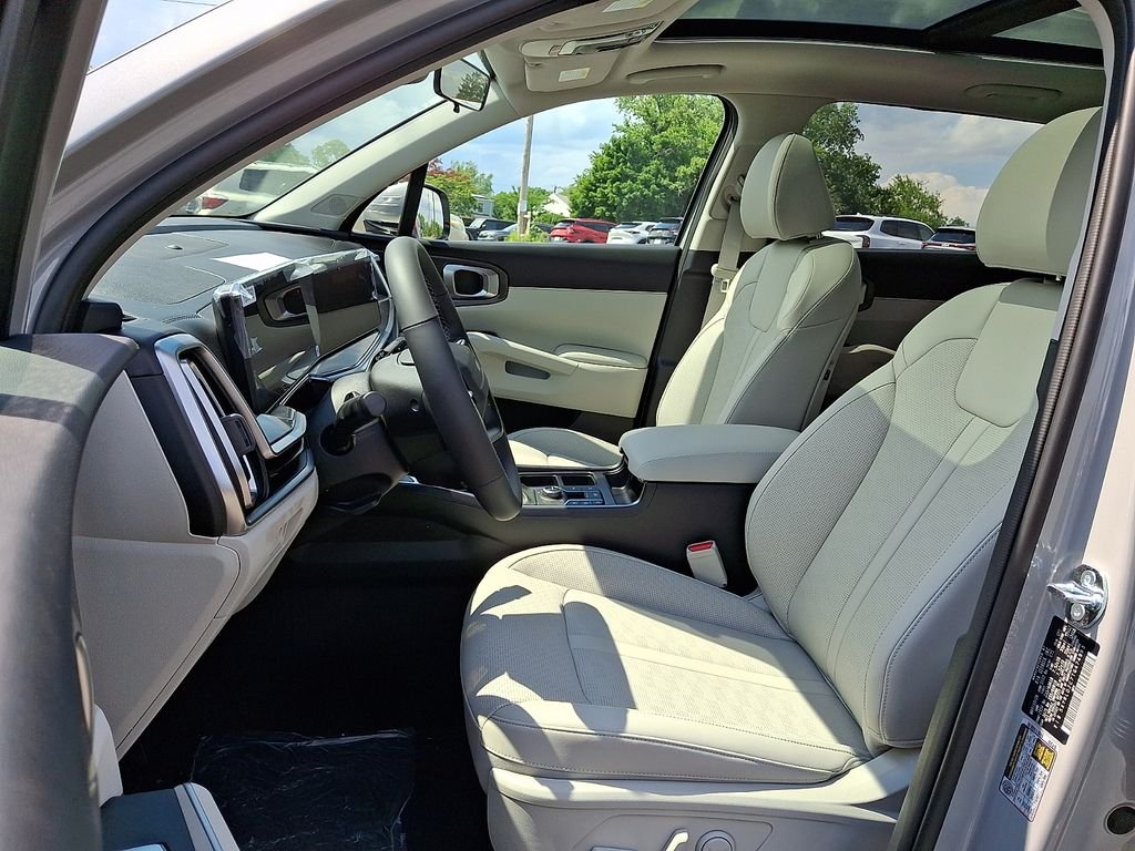 New 2026 Wolf Gray Kia S image 6