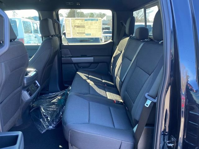 New 2026 Blue Ford XLT image 7