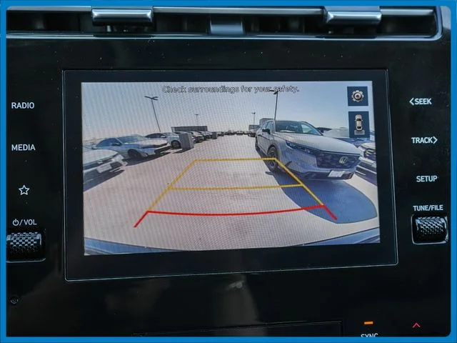 Used 2023 Black Hyundai SEL image 5