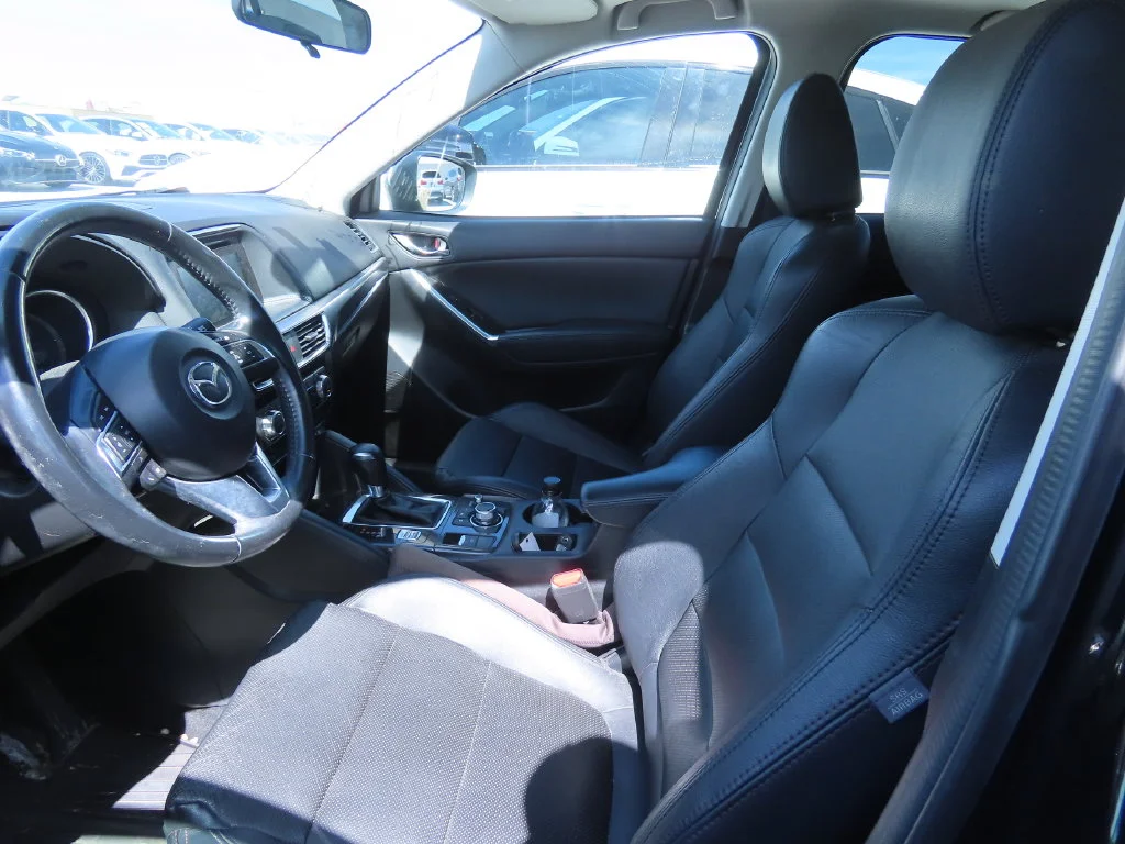 Used 2016 Black Mazda Grand Touring image 10
