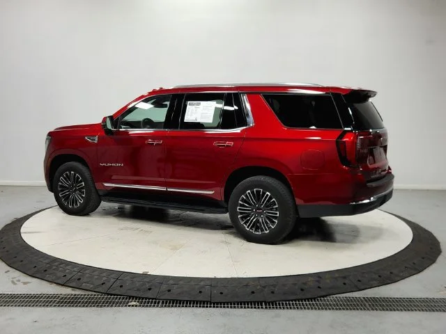 Used 2025 Volcanic Red Tintcoat GMC Elevation image 6