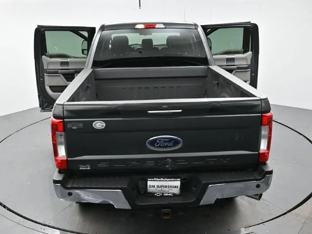 Used 2019 Magnetic Metallic Ford XL image 38