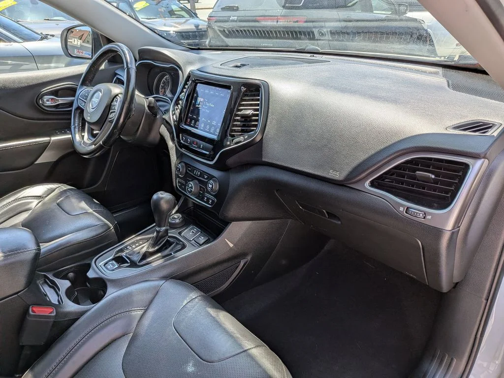Used 2021 White Jeep Limited image 26