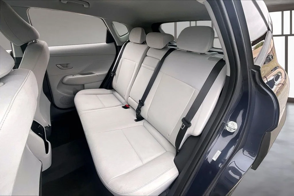 Used 2024 Blue Hyundai SEL image 21