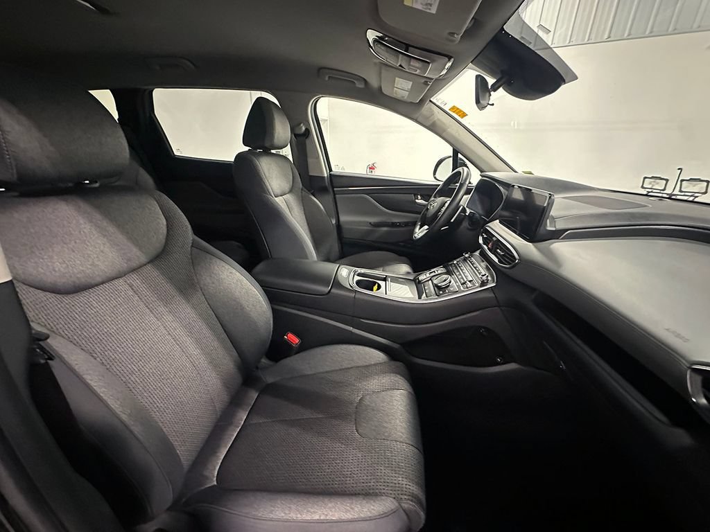 Used 2023 Black Hyundai SEL image 27