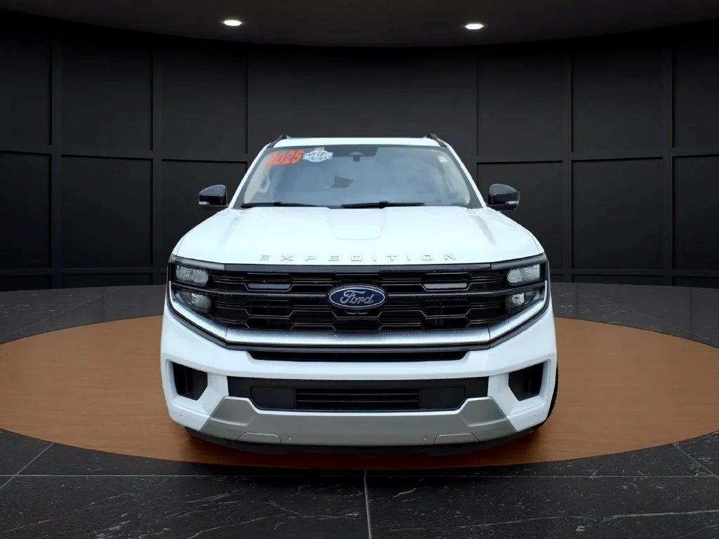 Certified Used 2025 White Ford Platinum image 2