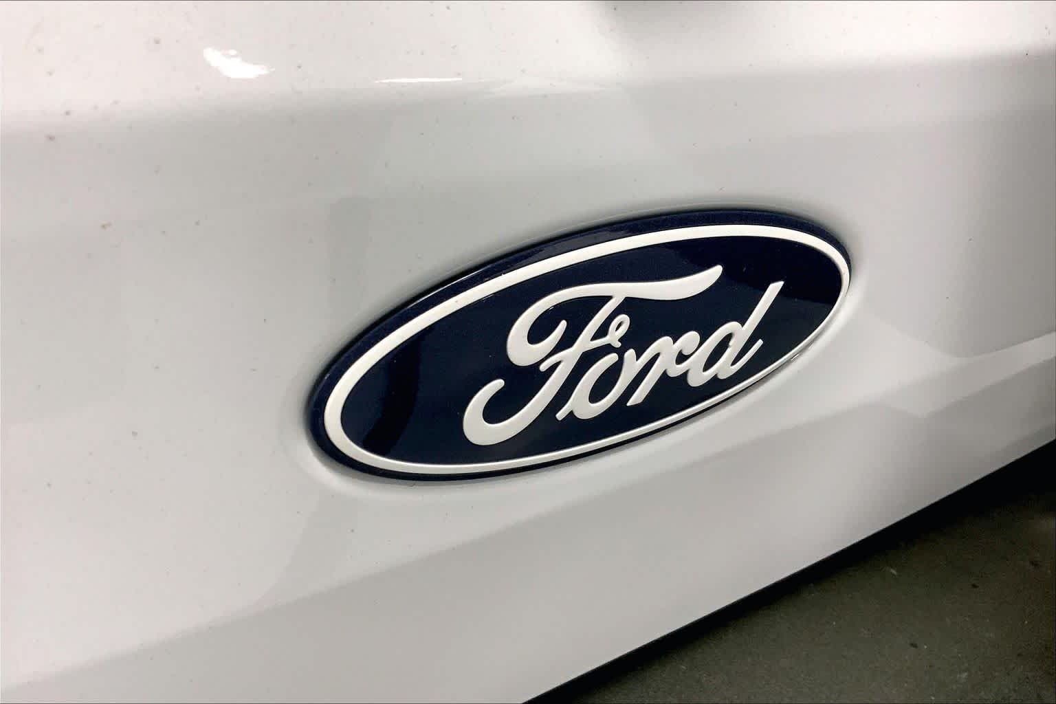 New 2026 Oxford White Ford Big Bend® image 12