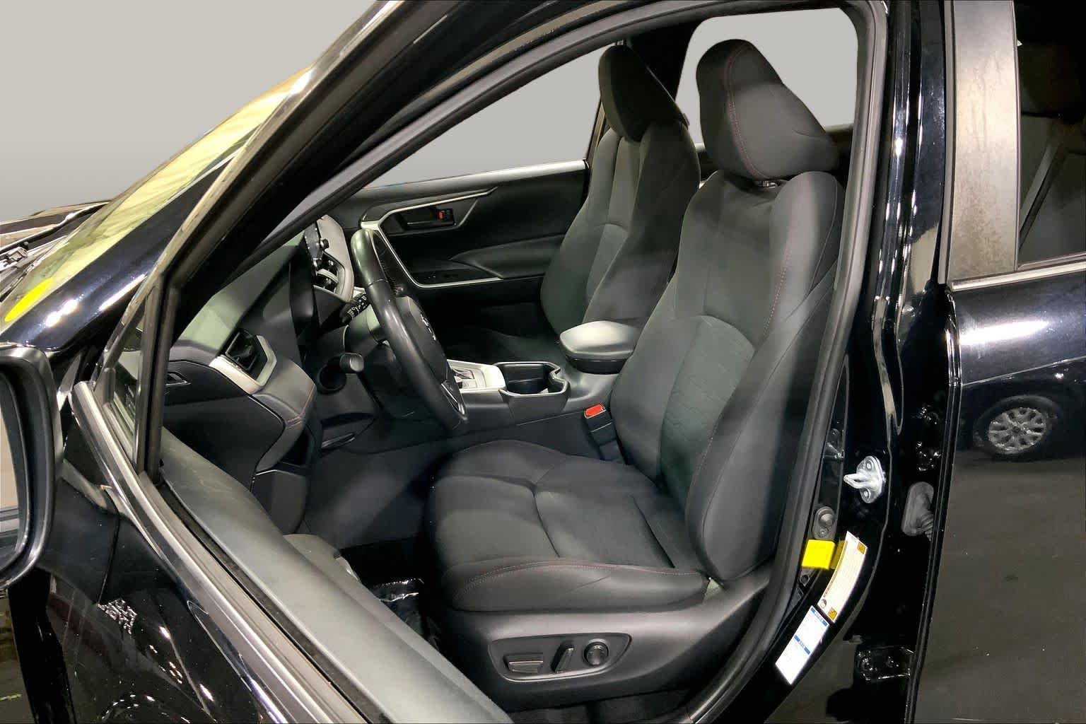 Used 2021 Midnight Black Metallic Toyota SE image 8
