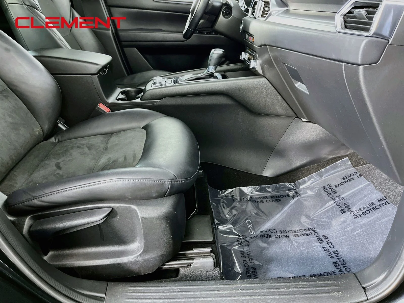 Used 2021 Black Mazda Touring image 31
