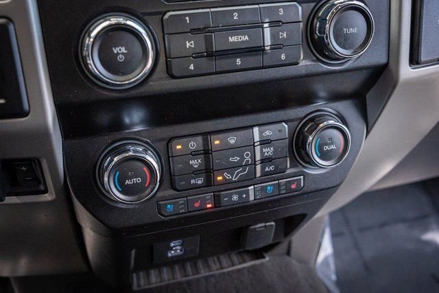 2021 Ford F-350 Super Duty Lariat - Photo 24