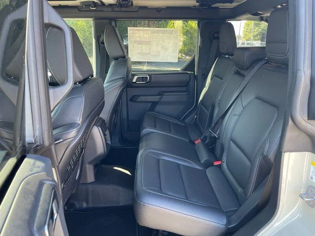 2025 Ford Bronco 4-Door Badlands - Photo 10