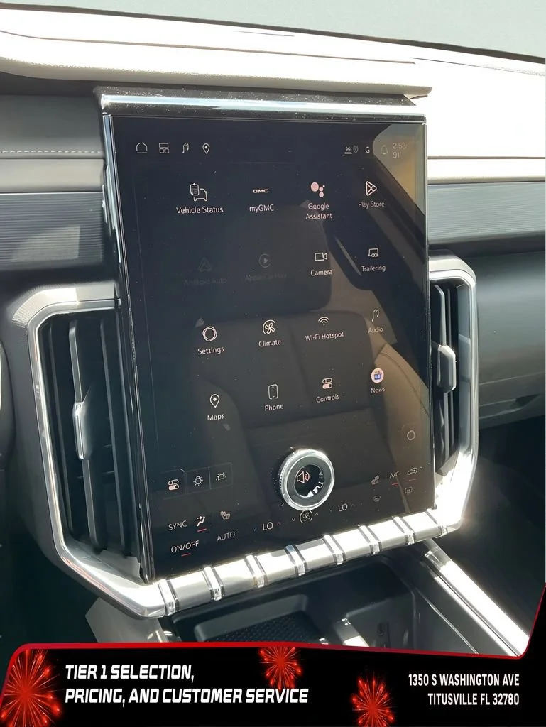 New 2026 Glacier White Tricoat GMC Elevation image 37