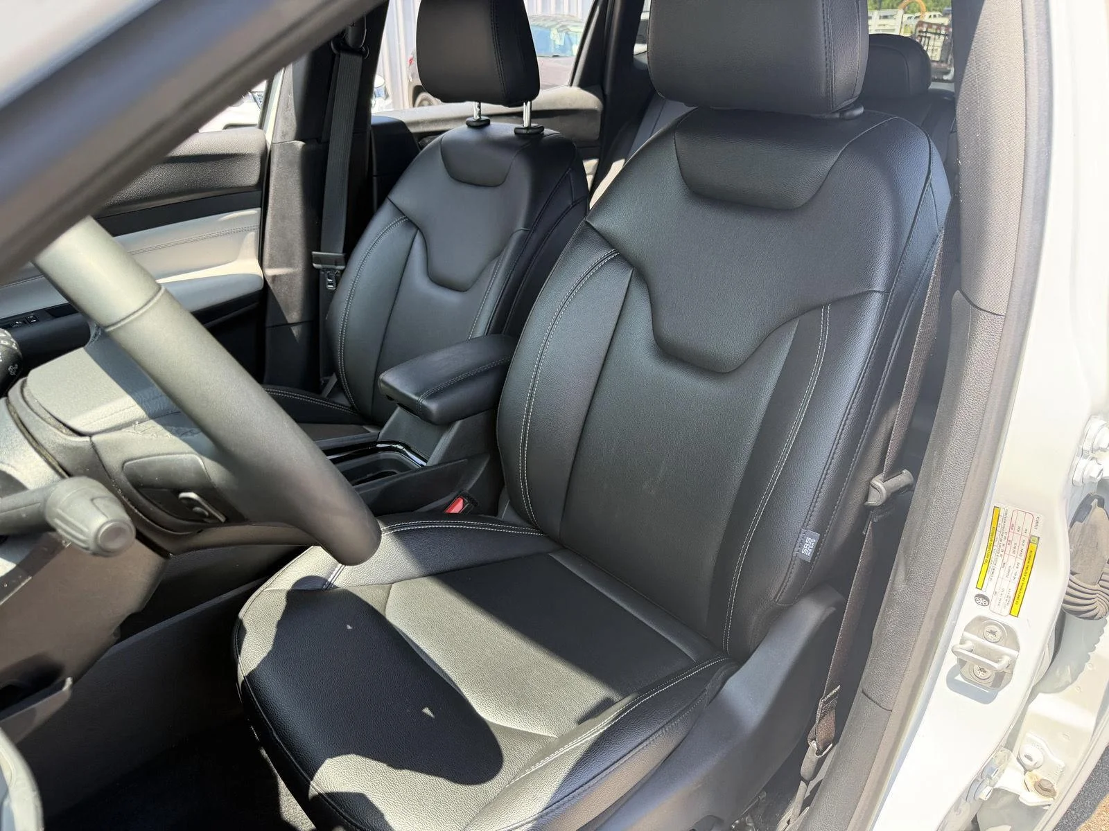 Used 2025 Bright White Clearcoat Jeep Limited image 16